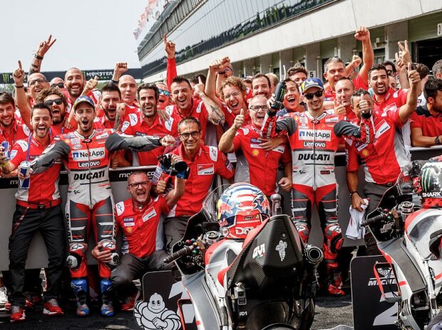 Andrea Dovizioso, Jorge Lorenzo Andrea Dovizioso, Jorge Lorenzo