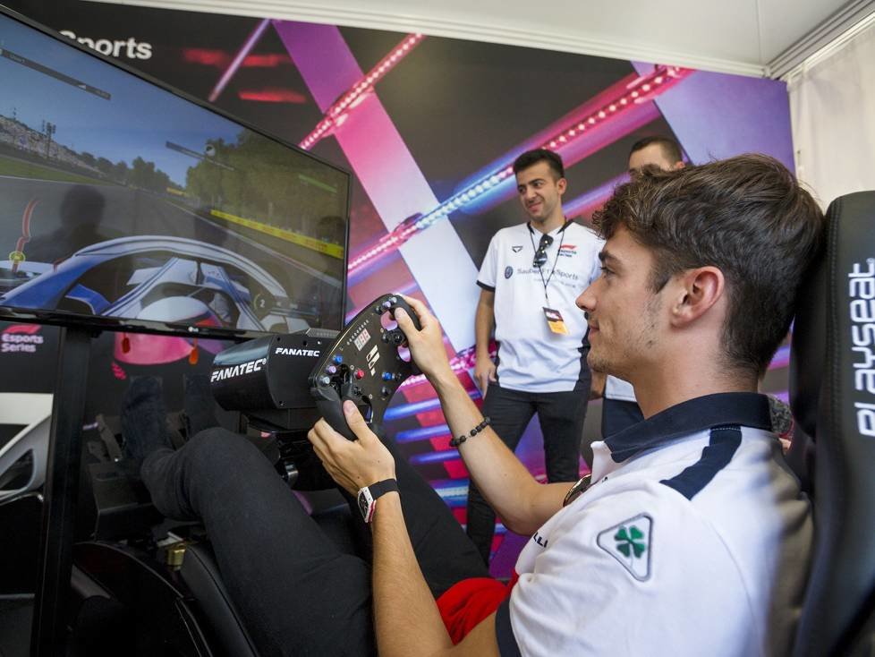 Charles Leclerc im Simulator