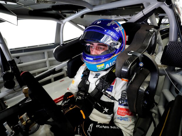 Titel-Bild zur News: Fernando Alonso im NASCAR
