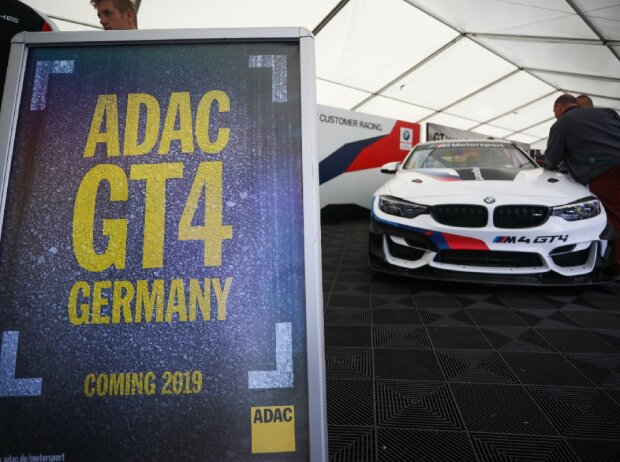 ADAC GT4 Germany, Präsentation