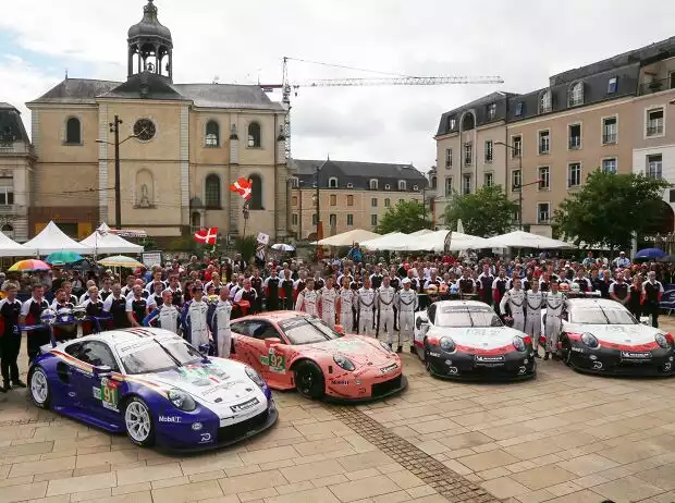 Gianmaria Bruni, Michael Christensen, Kevin Estre, Laurens Vanthoor, Patrick Pilet, Nick Tandy, Earl Bamber, Timo Bernhard Titel-Bild zur News: Gianmaria Bruni, Michael Christensen, Kevin Estre, Laurens Vanthoor, Patrick Pilet, Nick Tandy, Earl Bamber, Timo Bernhard