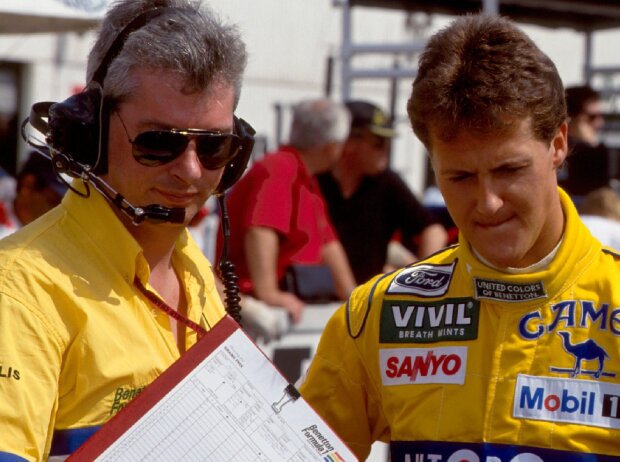 Titel-Bild zur News: Pat Symonds, Michael Schumacher