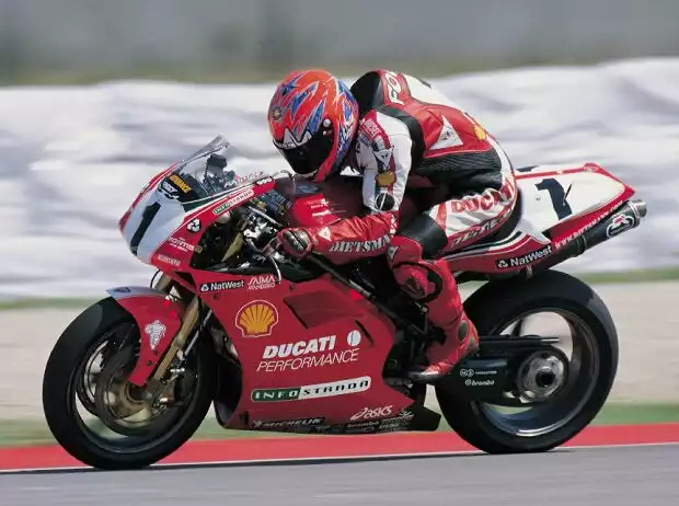 Titel-Bild zur News: Carl Fogarty
