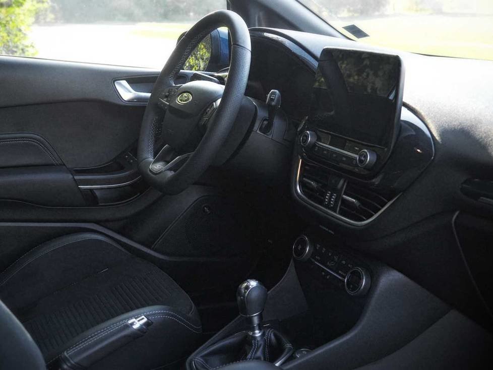 Cockpit des Ford Fiesta ST (2019)