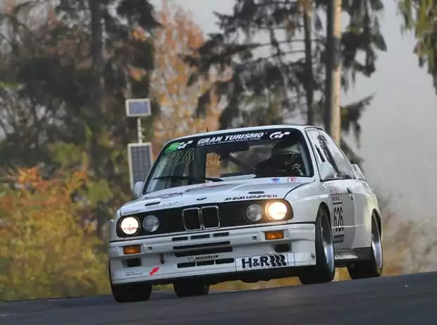 Konstantin Wolf, Christian Hirsch, BMW M3 E30 Titel-Bild zur News: Konstantin Wolf, Christian Hirsch, BMW M3 E30