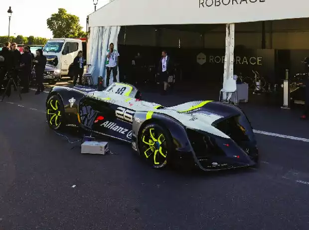 Roborace-Auto Titel-Bild zur News: Roborace-Auto