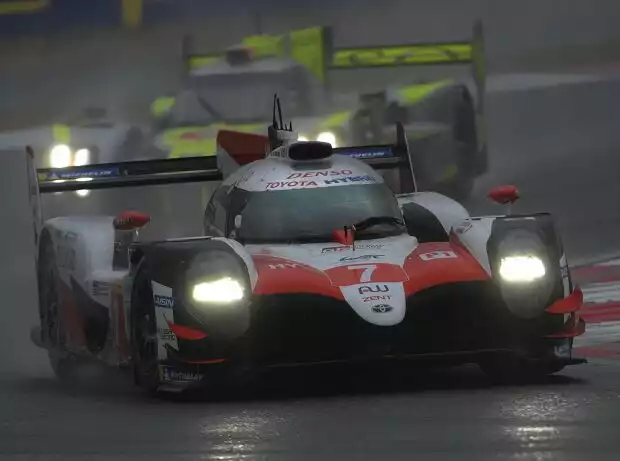 Titel-Bild zur News: Mike Conway, Kamui Kobayashi