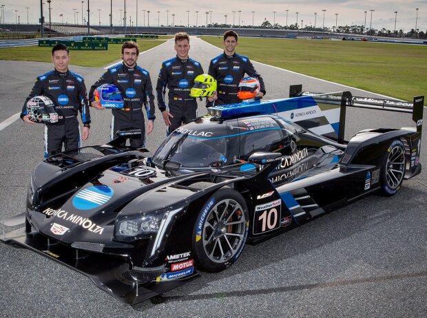 Fernando Alonso, Kamui Kobayashi, Renger van der Zande