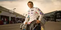 Bild zum Inhalt: Starkes Video: Alex Zanardi turnt beim Fahrerwechsel wie ein Ninja