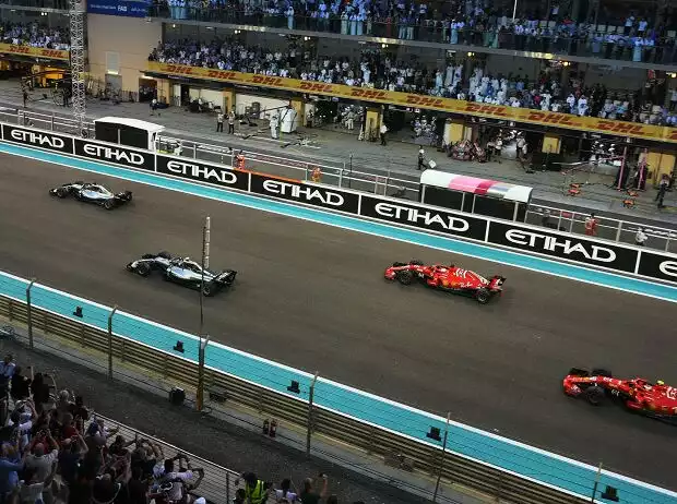 Lewis Hamilton, Valtteri Bottas Titel-Bild zur News: Lewis Hamilton, Valtteri Bottas