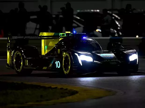 Renger van der Zande, Fernando Alonso, Kamui Kobayashi Titel-Bild zur News: Renger van der Zande, Fernando Alonso, Kamui Kobayashi
