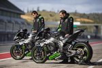 Die beiden Kawasaki ZX-10RR vom Werksteam