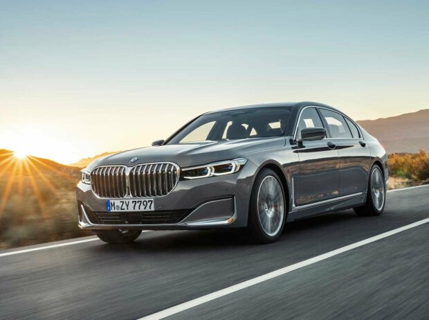 Titel-Bild zur News: BMW 7er Reihe neu gestaltet (2019)