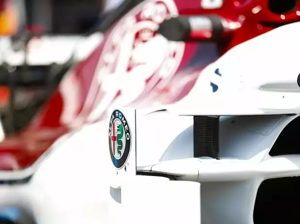 Alfa Romeo, Logo, Sauber Titel-Bild zur News: Alfa Romeo, Logo, Sauber