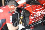 Öhlins-Gabel mit Aero-Abweiser an der Ducati Desmosedici