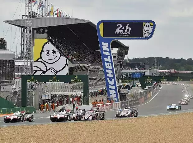 Mike Conway, Kamui Kobayashi, Kazuki Nakajima, Fernando Alonso Titel-Bild zur News: Mike Conway, Kamui Kobayashi, Kazuki Nakajima, Fernando Alonso