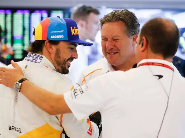 Fernando Alonso und Zak Brown Titel-Bild zur News: Fernando Alonso und Zak Brown