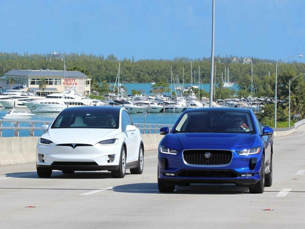 2019 Jaguar I-Pace Vs. Tesla Modell X 2018