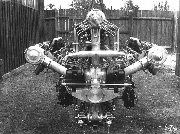 W12-Flugzeugmotor von Laurin & Klement (1926)