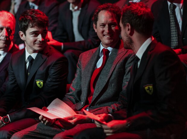 Charles Leclerc, John Elkann, Sebastian Vettel