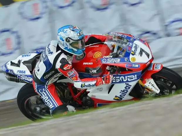 Carlos Checa Titel-Bild zur News: Carlos Checa