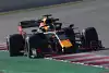 Bild zum Inhalt: Trotz Teilenot und Pannenfinale: Neuer Red Bull laut Verstappen besser