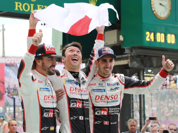 Fernando Alonso, Kazuki Nakajima, Sebastien Buemi Fernando Alonso, Kazuki Nakajima, Sebastien Buemi