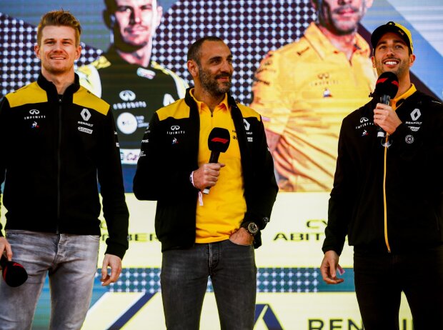 Titel-Bild zur News: Nico Hülkenberg, Cyril Abiteboul, Daniel Ricciardo