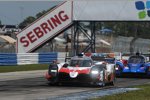 Mike Conway, Kamui Kobayashi und Jose Maria Lopez 