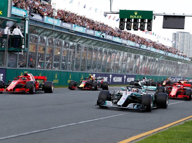 Titel-Bild zur News: Start zum Grand Prix von Australien 2018 in Melbourne