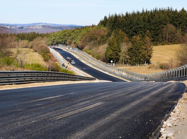 Nürburgring-Nordschleife, Asphalt, Bauarbeiten, Schwedenkreuz Nürburgring-Nordschleife, Asphalt, Bauarbeiten, Schwedenkreuz