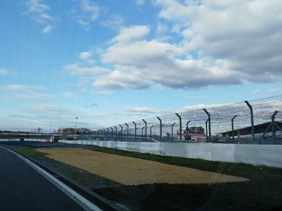 Nürburgring, Yokohama-S, Kiesbett