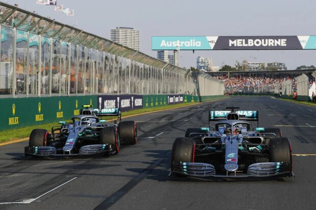 Lewis Hamilton Valtteri Bottas Mercedes Mercedes-AMG Petronas Motorsport F1 ~Lewis Hamilton (Mercedes) und Valtteri Bottas (Mercedes) ~ Lewis Hamilton Valtteri Bottas Mercedes Mercedes-AMG Petronas Motorsport F1 ~Lewis Hamilton (Mercedes) und Valtteri Bottas (Mercedes) ~
