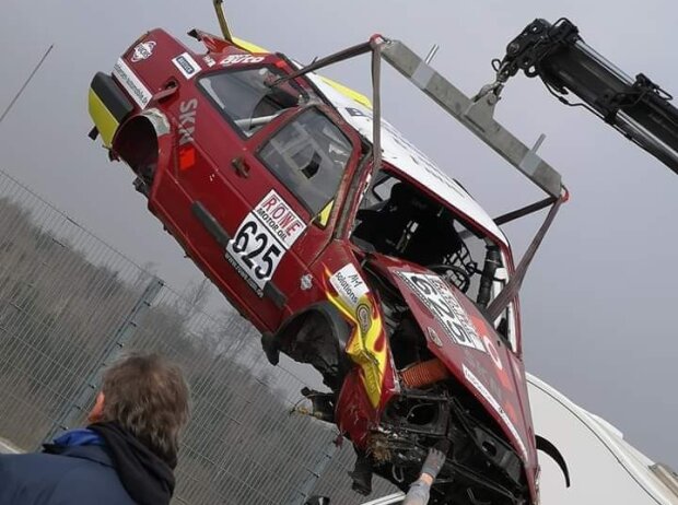 Titel-Bild zur News: VW Jetta, Abschleppwagen, Unfall