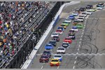 Start zum STP 500 in Martinsville: Joey Logano (Penske) und Aric Almirola (Stewart-Haas) 