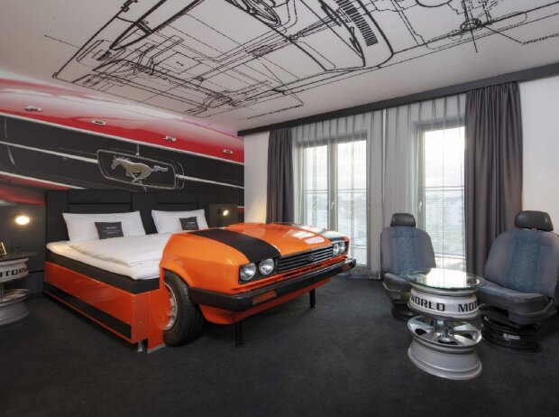 Titel-Bild zur News: V8 Hotel Motorworld Köln-Rheinland