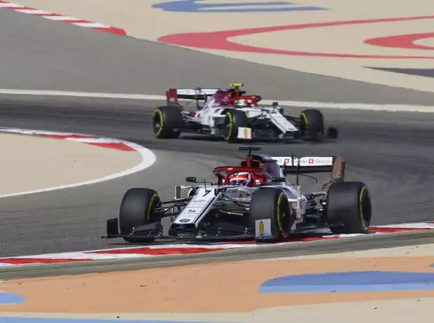 Kimi Räikkönen, Antonio Giovinazzi Titel-Bild zur News: Kimi Räikkönen, Antonio Giovinazzi