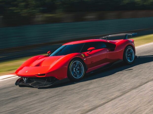 Titel-Bild zur News: Ferrari P80 / C