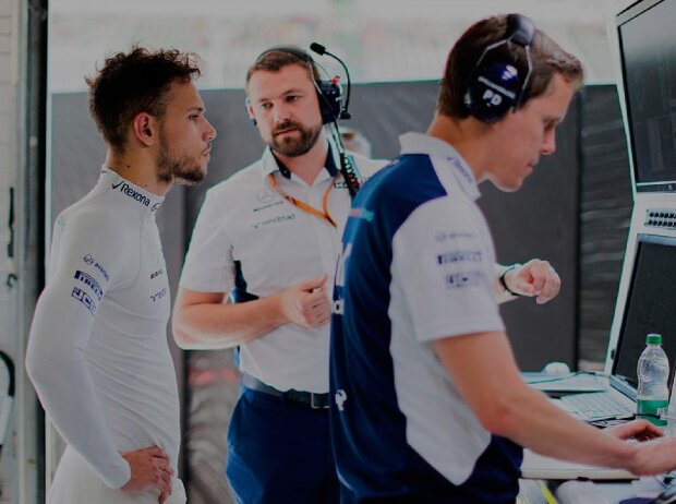 Egal ob Fahrer, Ingenieur oder in der Adminstration - jetzt mit Motorsport Jobs Traumberuf im Motorsport finden Egal ob Fahrer, Ingenieur oder in der Adminstration - jetzt mit Motorsport Jobs Traumberuf im Motorsport finden