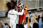 Lewis Hamilton (Mercedes) und Charles Leclerc (Ferrari) 