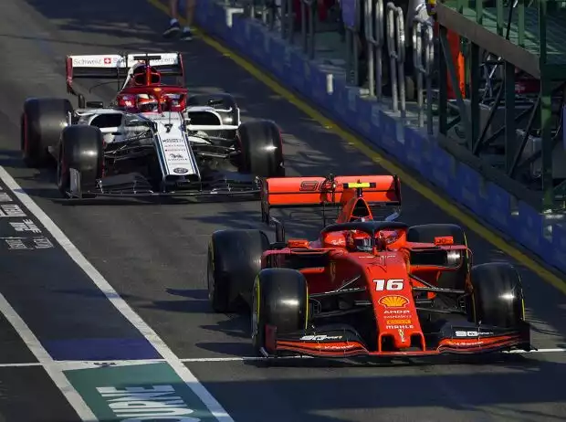 Charles Leclerc, Kimi Räikkönen Titel-Bild zur News: Charles Leclerc, Kimi Räikkönen