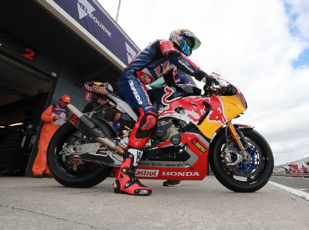 Leon Camier Leon Camier