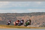 Jonathan Rea vor Alex Lowes, Chaz Davies und Michael van der Mark