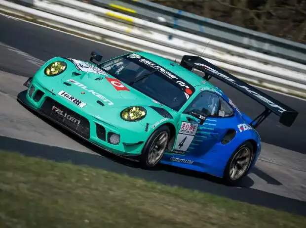 Falken-Porsche Titel-Bild zur News: Falken-Porsche