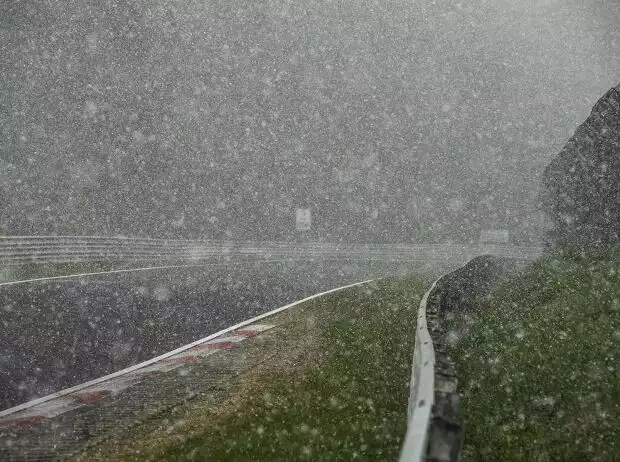 Nürburgring-Nordschleife, Schnee Titel-Bild zur News: Nürburgring-Nordschleife, Schnee