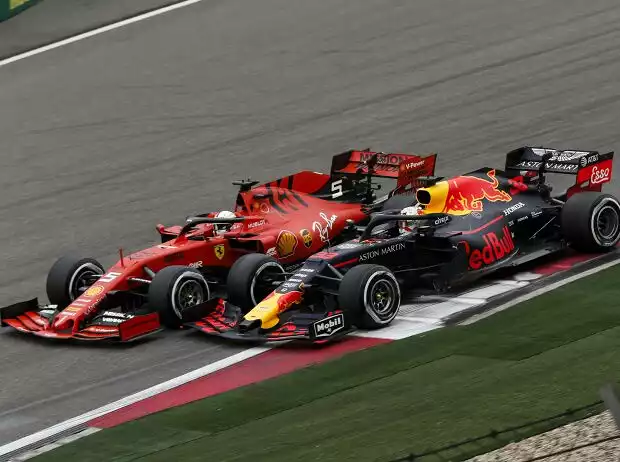 Sebastian Vettel, Max Verstappen Titel-Bild zur News: Sebastian Vettel, Max Verstappen