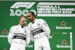 Lewis Hamilton (Mercedes) und Valtteri Bottas (Mercedes) 