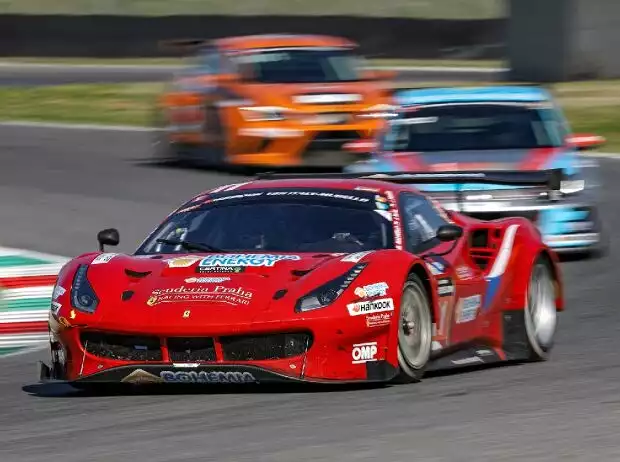 Scuderia Praha, Ferrari 488 GT3 Titel-Bild zur News: Scuderia Praha, Ferrari 488 GT3