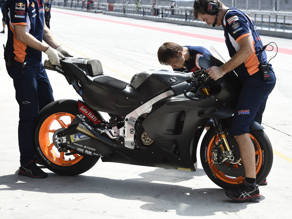 Honda RC213V