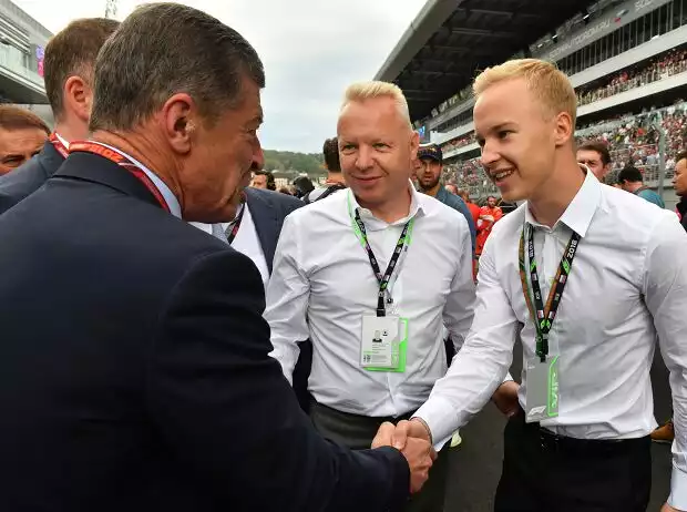 Titel-Bild zur News: Dmitri Kosak, Dmitri Masepin und Nikita Masepin